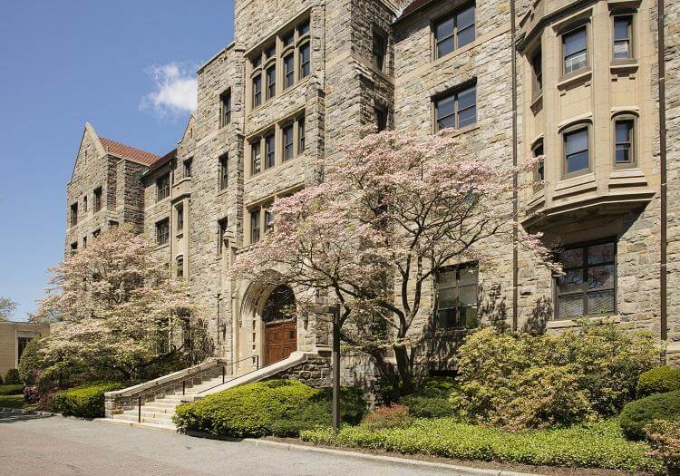 Elisabeth Haub School of Law