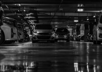 Can You Sue a Hotel if You Are Robbed in their Parking Lot?