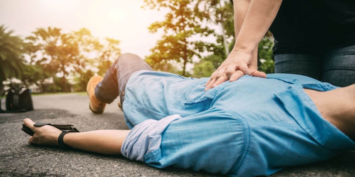 What You Should Do When Someone Suffers A Cardiac Arrest