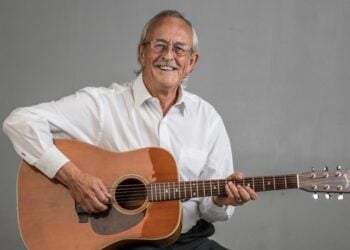 Justice Ken Molberg: From Guitars to Gavel