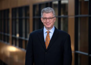 Automotive Product Liability Attorney Jay Logel  Joins Dykema’s Bloomfield Hills Office