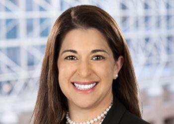 Leading Automotive Litigator Lauren Deeb Joins Hogan Lovells