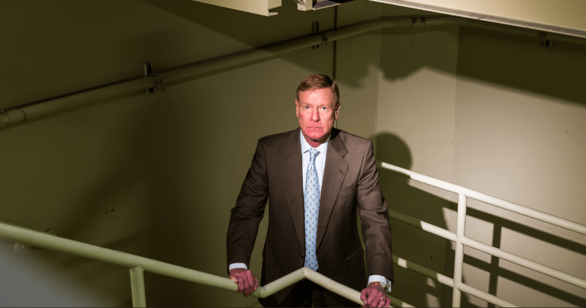 Robert Hinton Jr.: The Attorneys’ Attorney | Attorney at Law Magazine