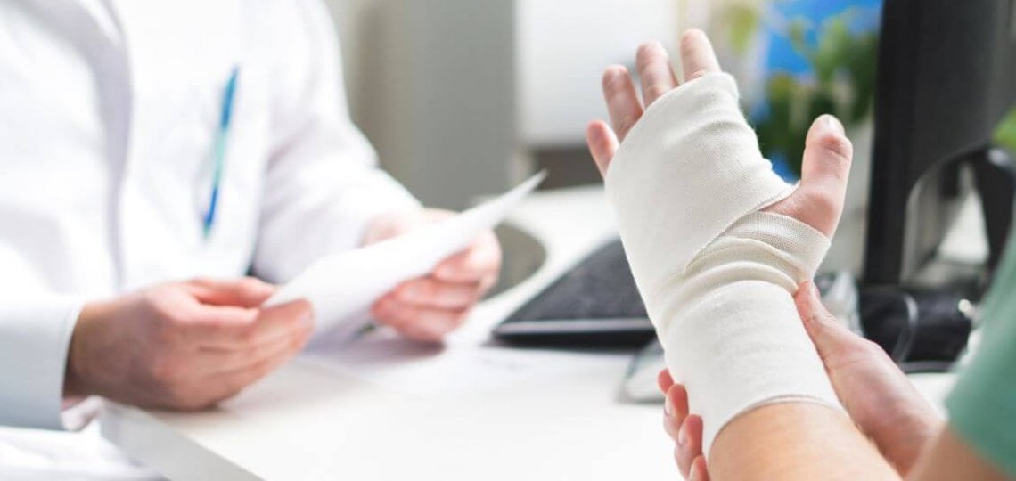 Type of Injuries You May Face and How an Injury Lawyer Would Help
